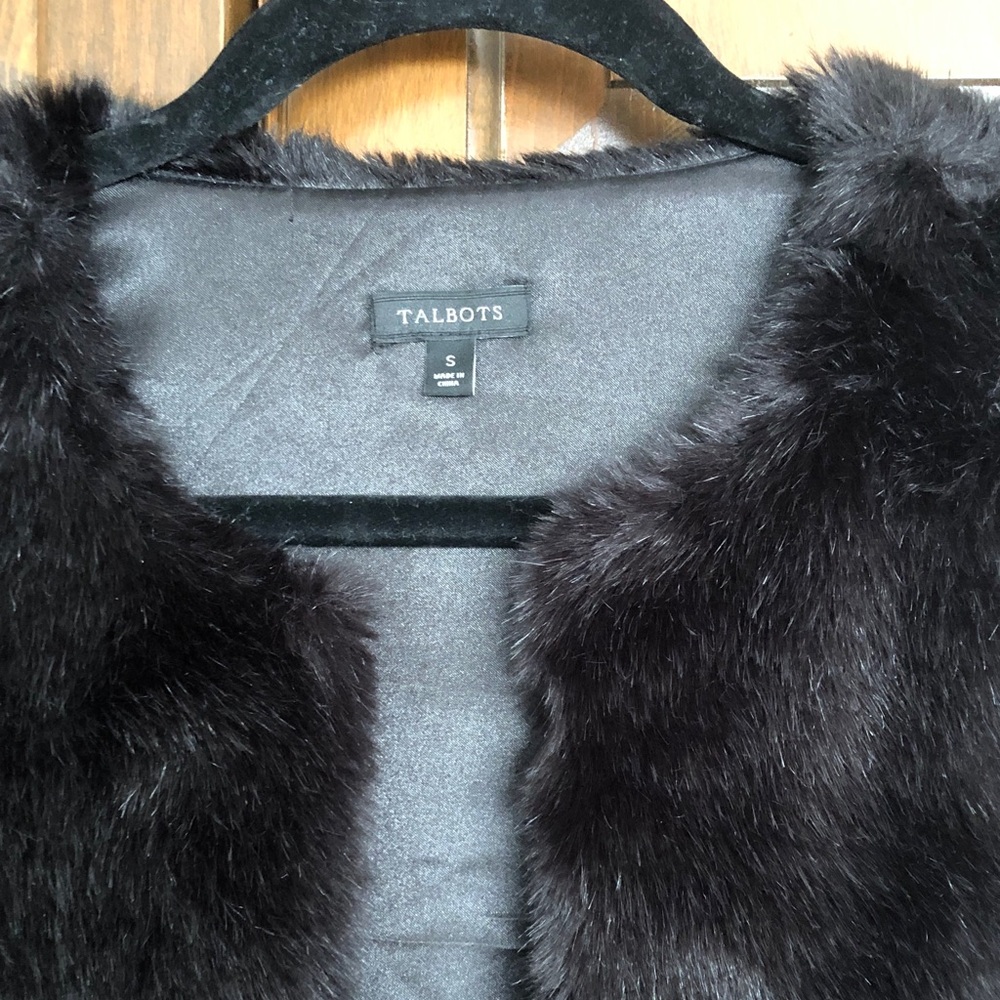 Talbots Black Faux Fur Vest - Picture 3 of 6